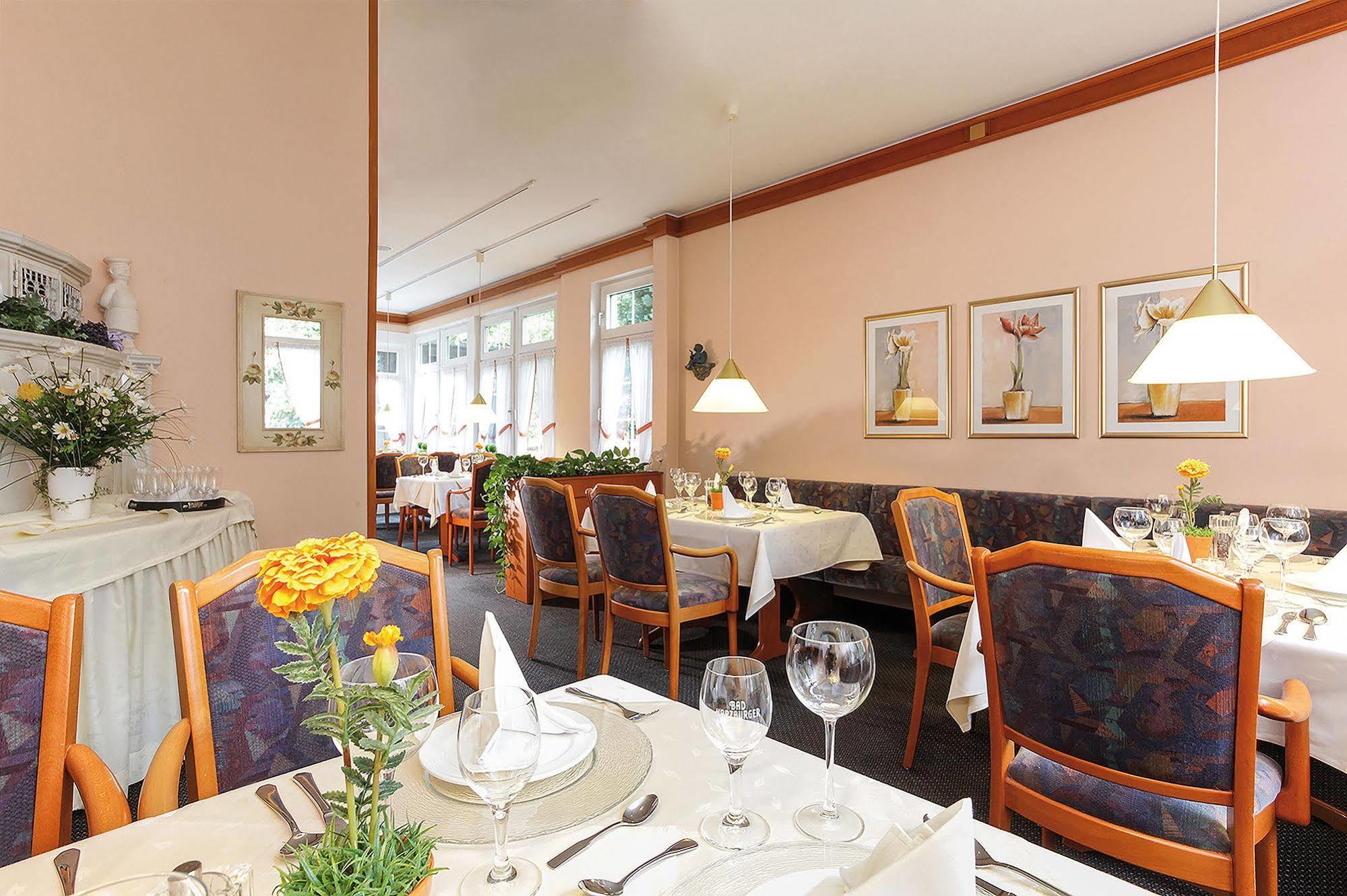 Vitalhotel Am Stadtpark Superior バート・ハルツブルク エクステリア 写真